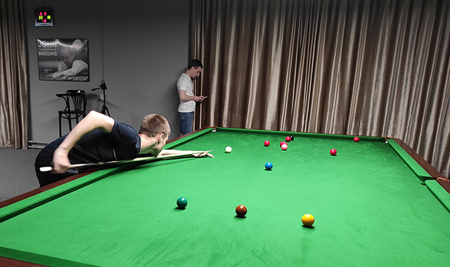 Снукер (snooker)