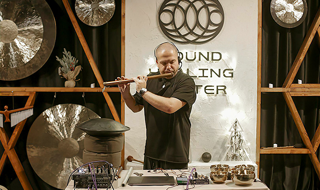 Тибетские поющие чаши в Москве