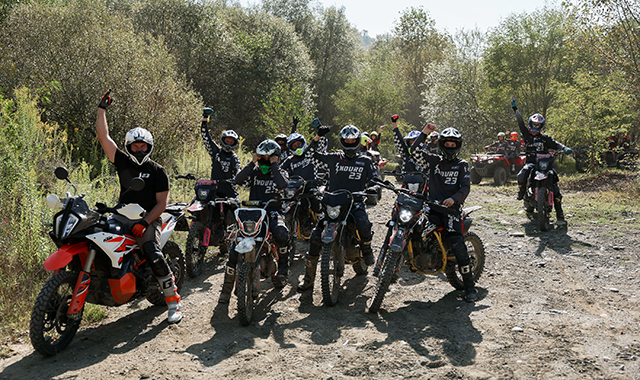 Катание на мотоцикле с водителем