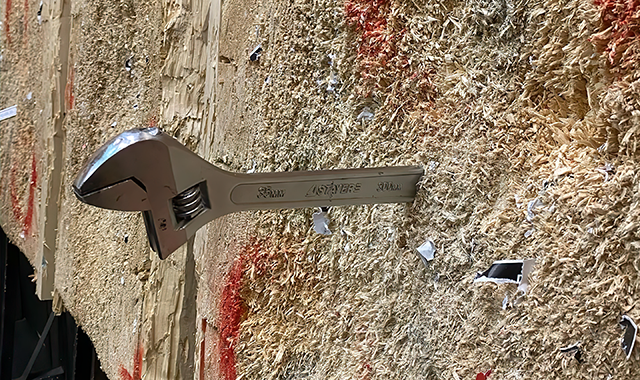 Метание ножей и топоров в Москве