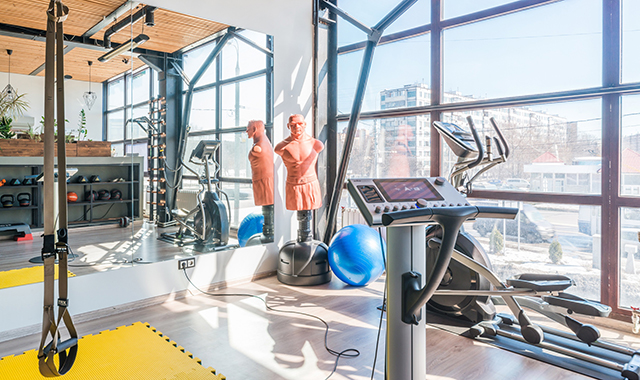 Тренировки с фитнес-инструктором