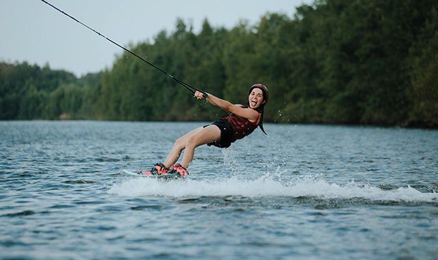 Вейкборд (wakeboard)