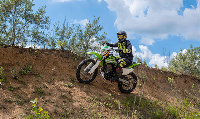 Экстремальное вождение мотоцикла в Москве и Подмосковье