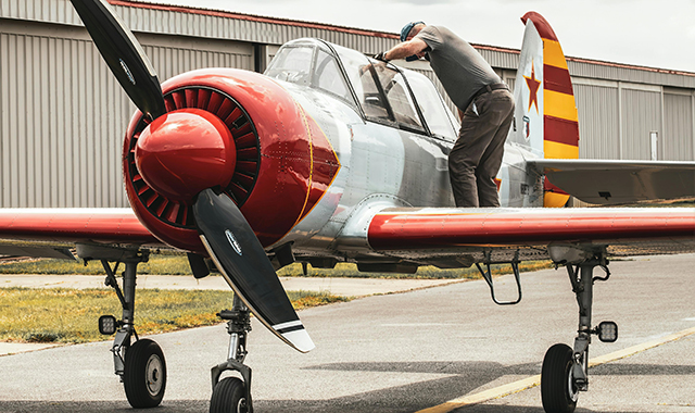 Полет на самолете в подарок в Санкт-Петербурге (СПБ)
