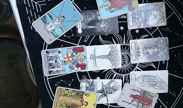 Расклады Таро в Москве и Подмосковье