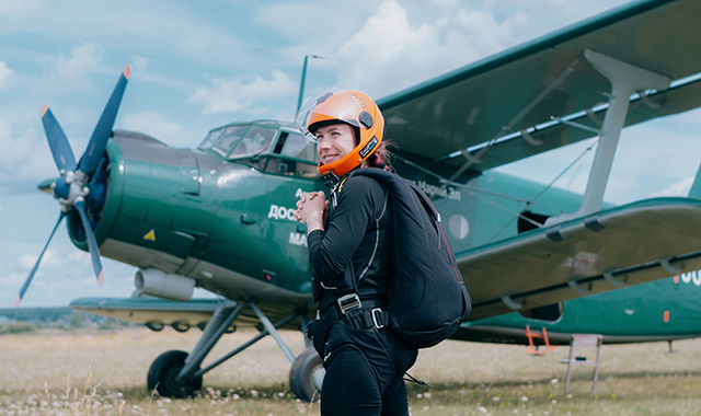 Прыжок с парашютом в Москве и Подмосковье