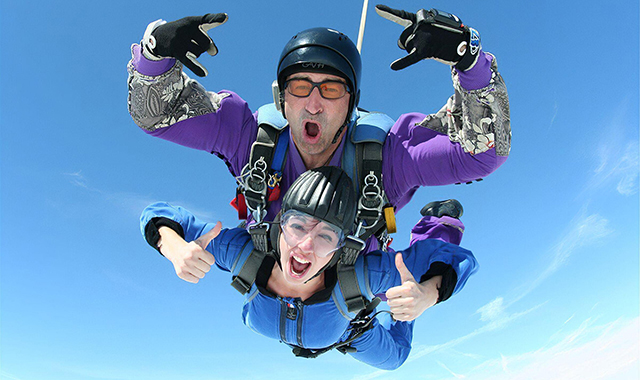 Первый прыжок с парашютом в Москве и Подмосковье