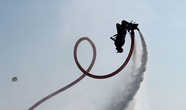 Полеты на флайборде