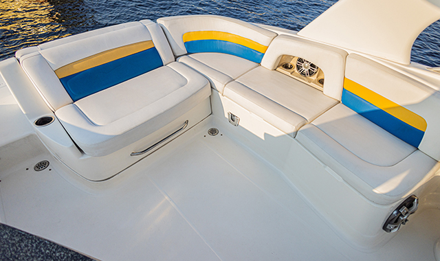 Подарочный сертификат на катер в Санкт-Петербурге (СПБ)