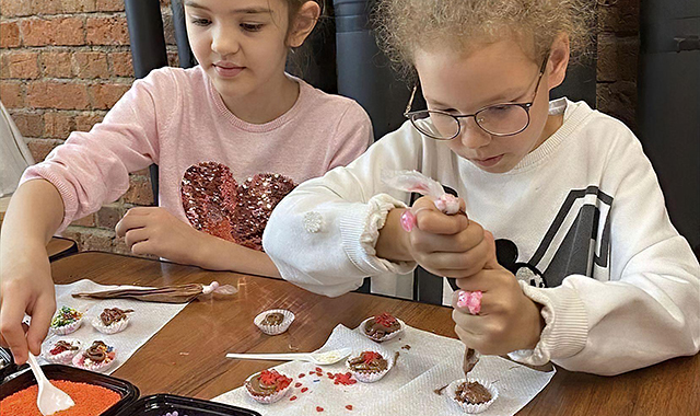 Развлечение зимой для ребенка в Москве