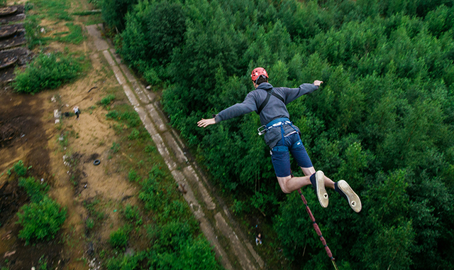 Прыжки с тарзанки