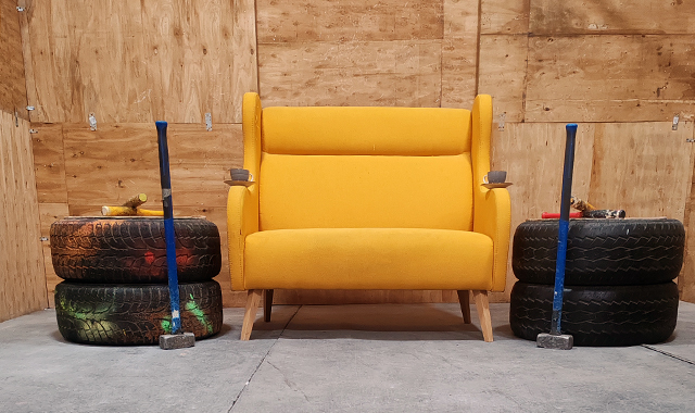 Комната агрессии, где можно все крушить и ломать в Екатеринбурге