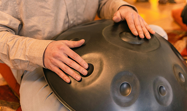 Handpan музыкальный инструмент созданный U-GENE sound vibe