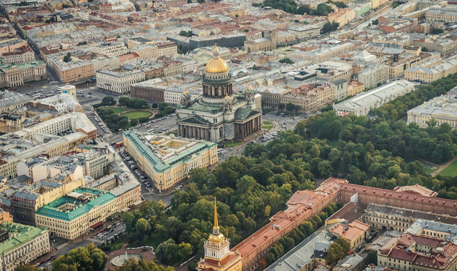 Полет на вертолете в Санкт-Петербурге (СПБ)