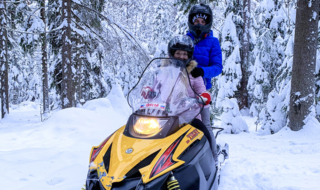 Покатушки на снегоходах в Санкт-Петербурге (СПБ)