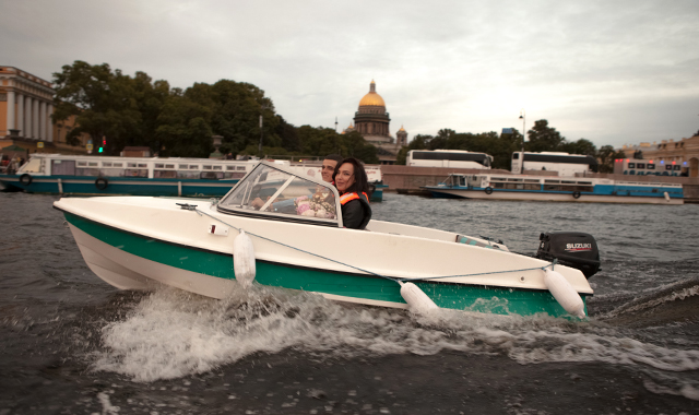 Активный отдых на воде в Санкт-Петербурге (СПБ)